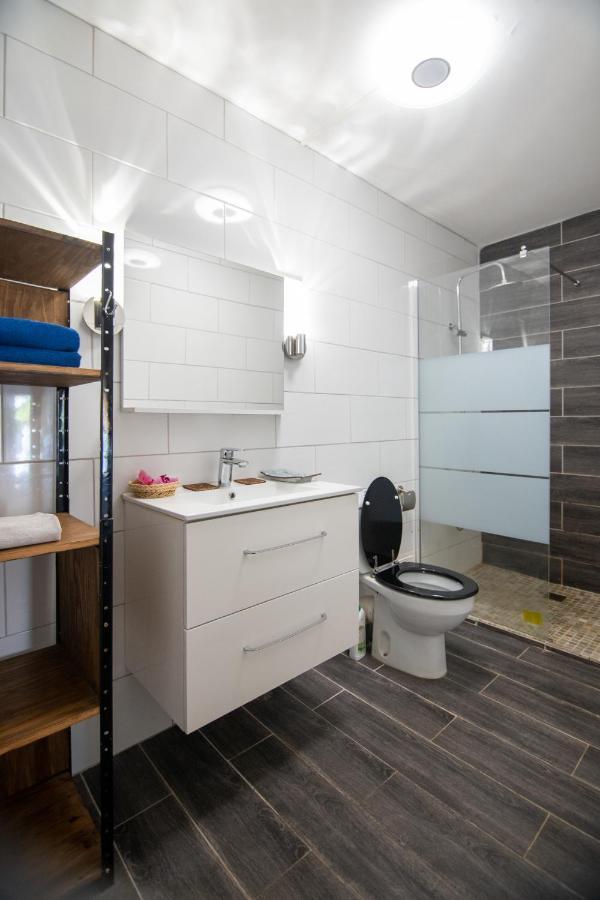 Appartements Et Chambres En Coeur De Ville Saint-Denis - Entree Autonome - Check In 14H30- Exterior photo
